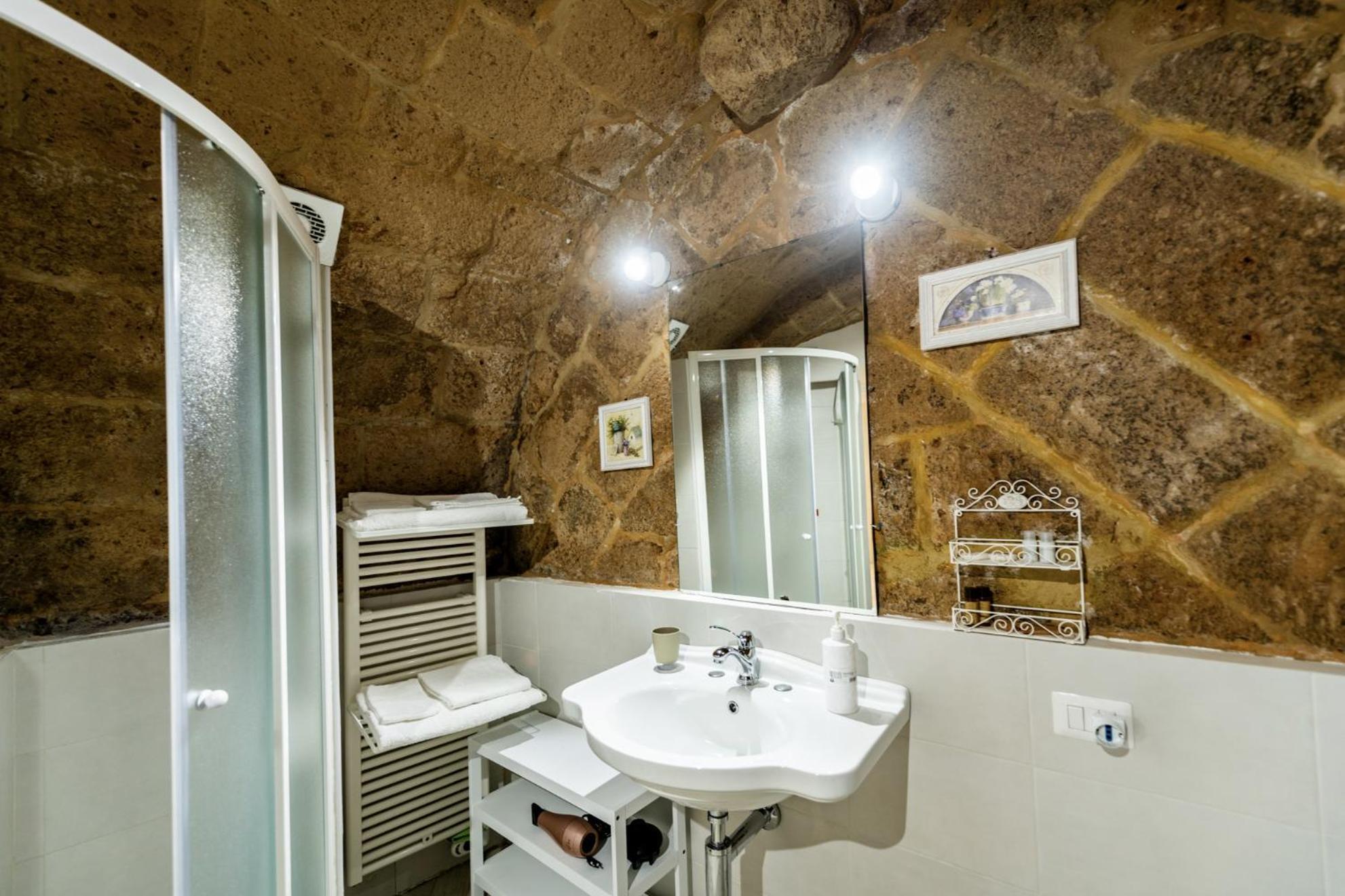 Casa Vacanze La Scala D'Oro Orvieto Exterior photo
